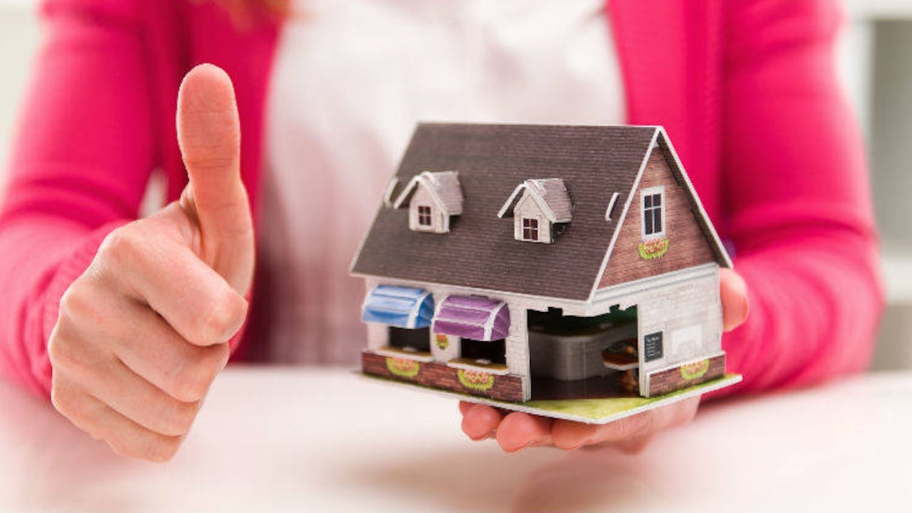 01. Fotos: 123RF Créditos de vivienda: las personas que cuentan con un crédito hipotecario deben recibir antes del 31 de enero de cada año el comportamiento histórico de su crédito, donde se indique cómo se aplicaron los abonos a capital y el saldo de la deuda (ambos en UVR y en pesos) además de los valores por concepto de seguros e intereses.