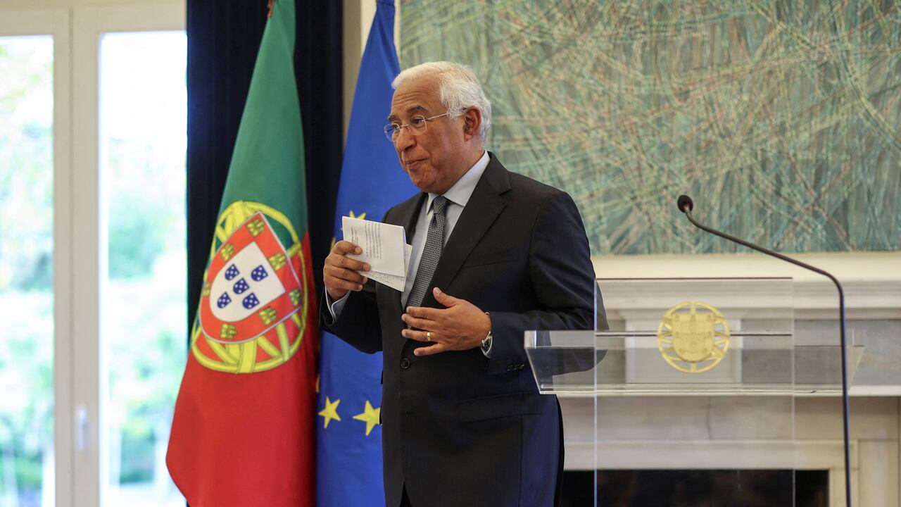 El primer Ministro portugués, Antonio Costa, renunció a su cargo tras varios escándalos de corrupción en su gobierno. /Foto PATRICIA DE MELO MOREIRA / AFP