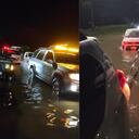 Este grupo de amigos, que comparten el gusto por estos vehículos, se movilizó rápidamente con el equipo necesario para enfrentar la emergencia y ofrecer asistencia a quienes no podían salir de la inundación por sí mismos.