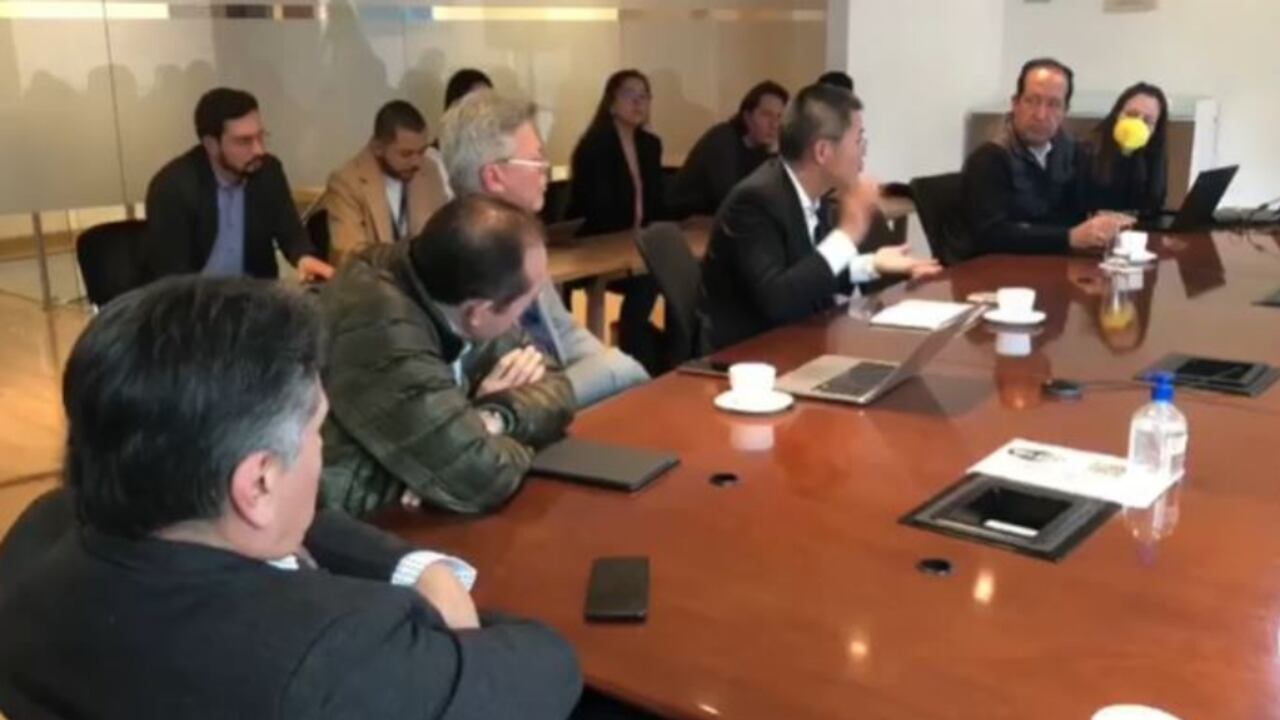 La comisión accidental Metro de Bogotá se reunió con el presidente del consorcio Metro Línea 1, Wu Yu.