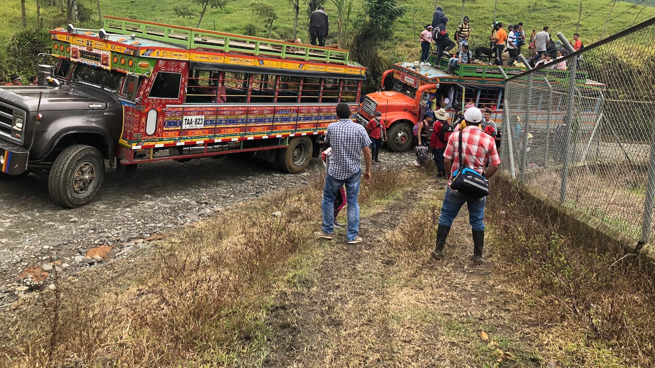 Se agrava el desplazamiento en Ituango, ya son más de 4.000 las víctimas de la violencia - Foto: Twitter @yonaytu