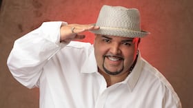 Asaltan al cantante Rafael Fuentes, ‘Don Fulano’, en el norte de la ciudad