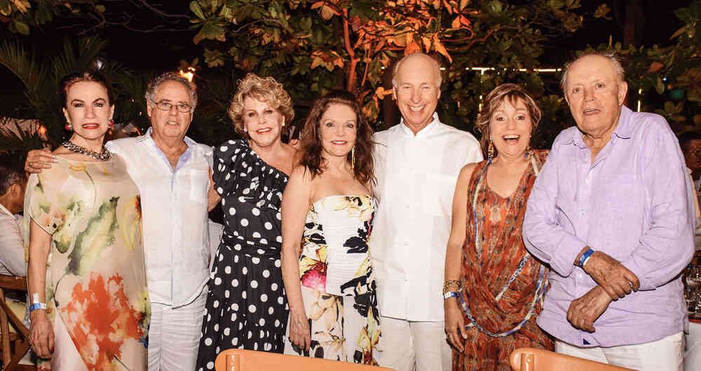 Esther Ventura, Eduardo Vargas, Gladys Richard de Vargas, Pilar Román de Ayerbe, Rosario Díaz-Granados y Ramiro Escobar.