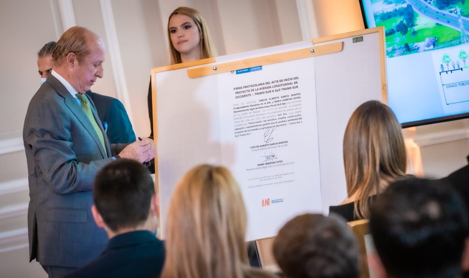 Mario Huertas firmó el acta de inicio de la ALO Sur.