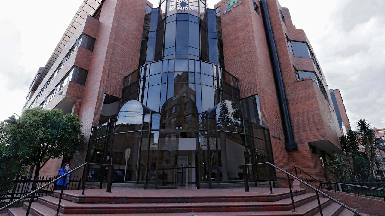 Esta institución también se especializa en manejo de ortopedia de alto nivel, cirugía plástica, diagnóstico cardiovascular invasivo y trauma complejo.