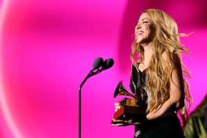 Shakira ganó premio en compañía de Bizarrap (Photo by Rodrigo Varela/Getty Images for Latin Recording Academy)