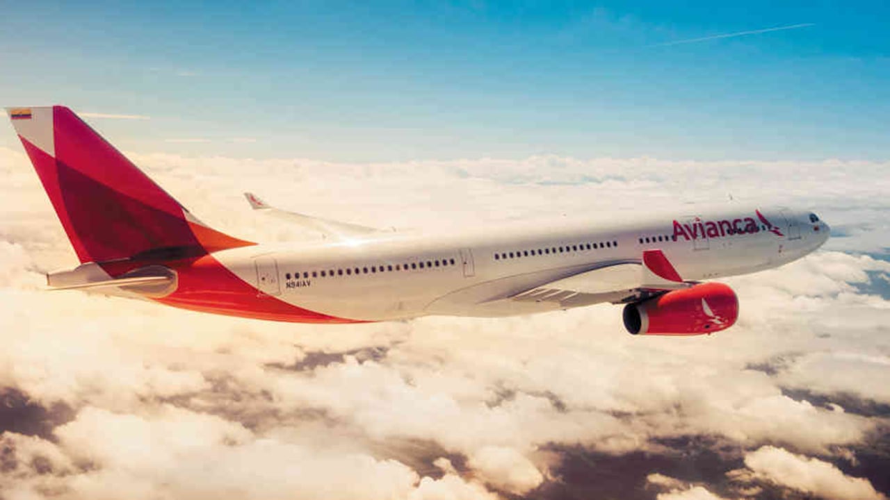 Según un análisis de la industria, de los 100 dólares que podría costar un vuelo, 47 corresponden a impuestos.