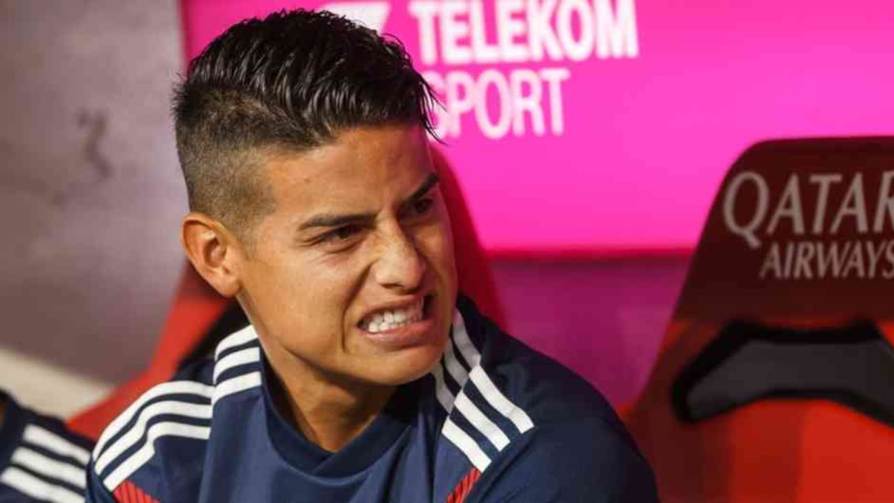 " El entrenador no cuenta con él porque es conocedor de que el futbolista no quiere seguir. El divorcio ya es total”, dice Marca.