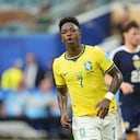 Vinicius contra Escocia.