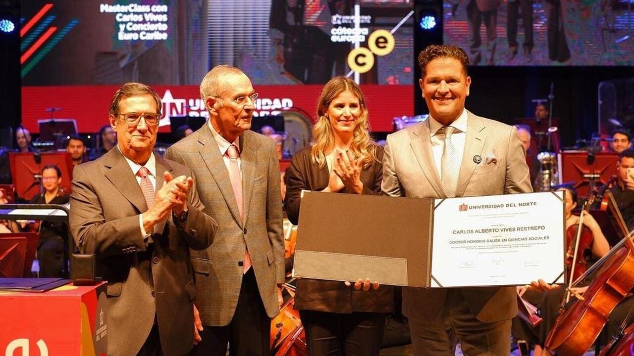 Carlos Vives recibió doctorado honoris causa