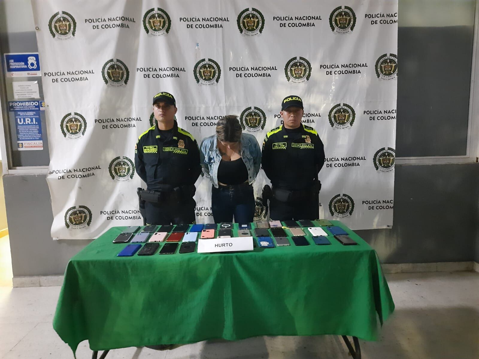 Mujer capturada por robar celulares en Barranquilla