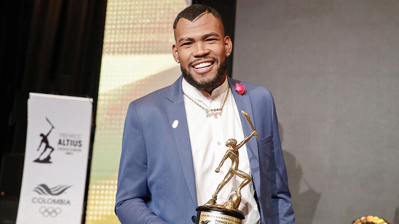 Anthony Zambrano fue elegido como el deportista del año y recibió el Altius de Oro.