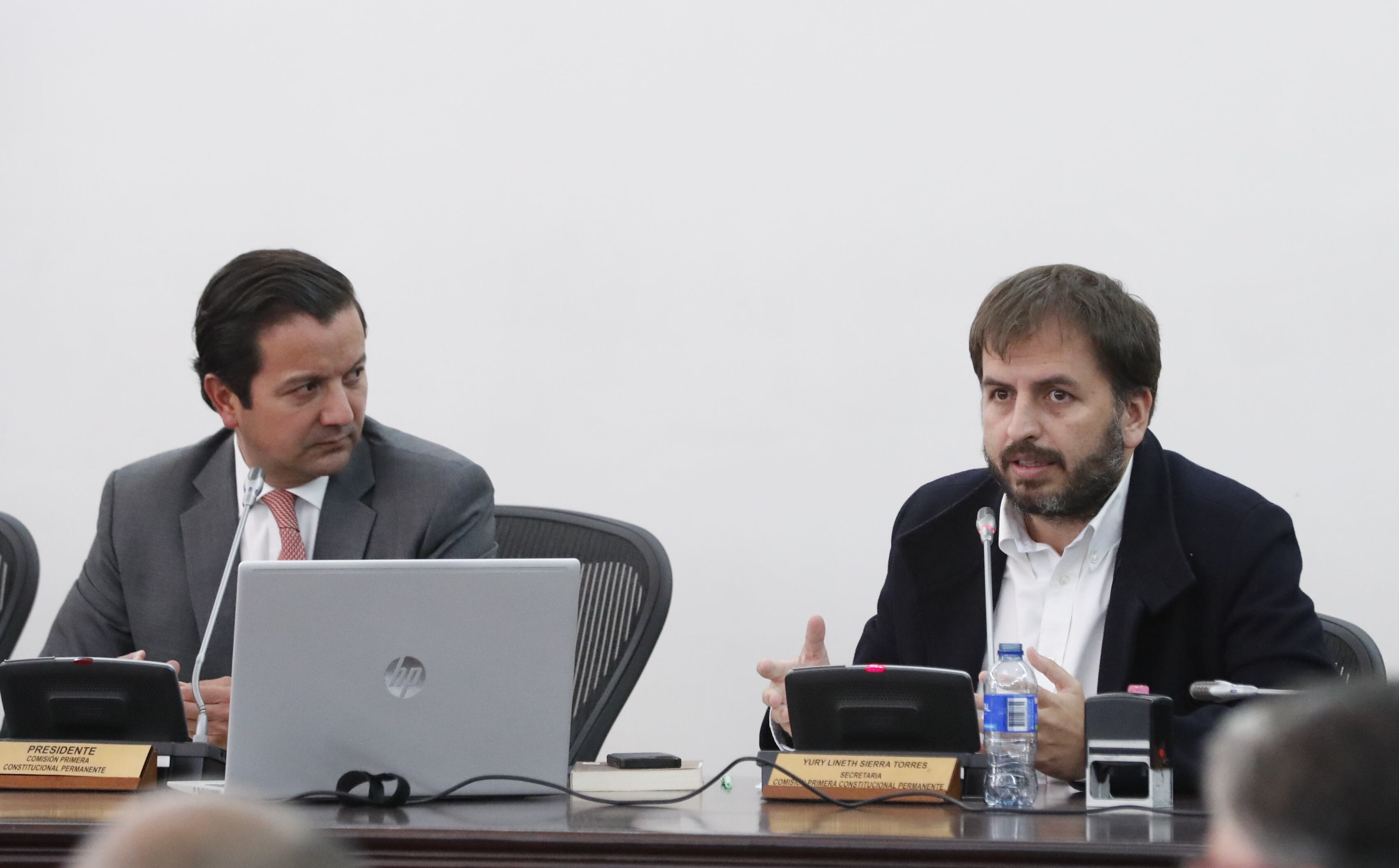 Congreso de la República 
sesión de la Comisión Accidental de Seguimiento al Metro de Bogotá para recibir y escuchar el informe del contrato para evaluar el diseño subterráneo de la Primera Línea del Metro