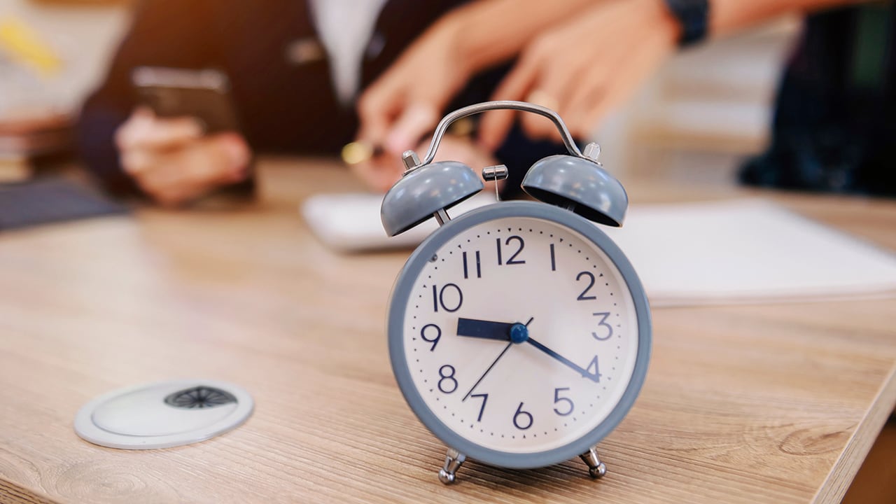 Sin más personal ni cambios internos, las empresas recuperarían la productividad de las 48 horas semanales hasta 2030.