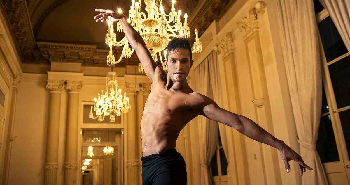 El bailarín Fernando Montaño estará presente en la posesión de Gustavo Petro. Foto: Juan Carlos Sierra