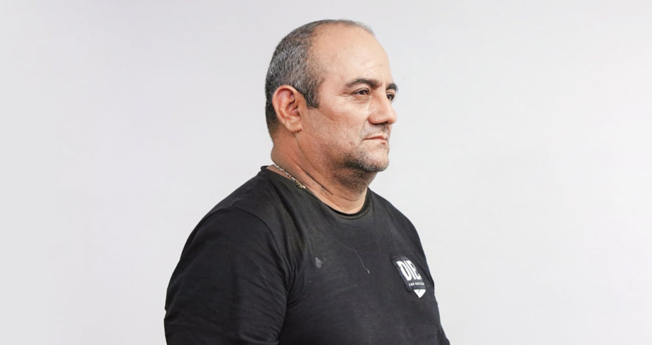 El magistrado Gustavo Salazar y el procurador delegado Alonso Pío Fernández integraron la comitiva que visitó a Otoniel.