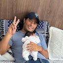 Hijo del presidente Gustavo Petro, Nicolás Petro Burgos, con su hijo Luka Samuel Petro Ojeda.