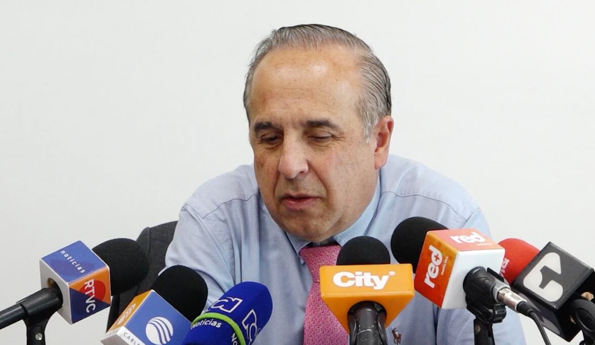 Guillermo Reyes, ministro de Transporte.