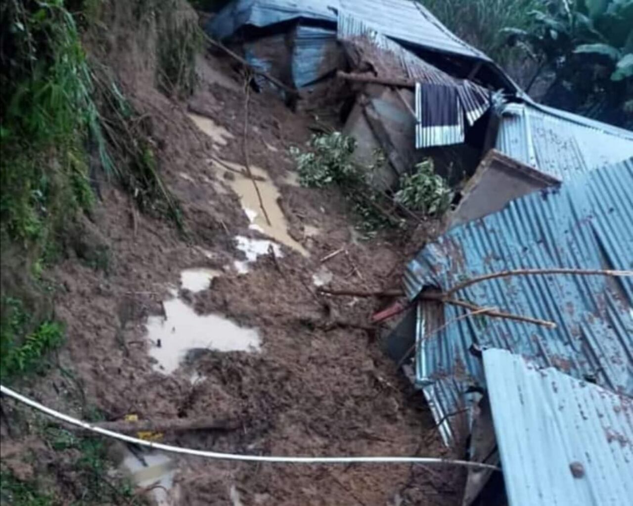 Los menores de 7, 9 y 11 años, fueron identificados como Leonel, Brayan Alejandro y Jesús Arley Blanco Durán.