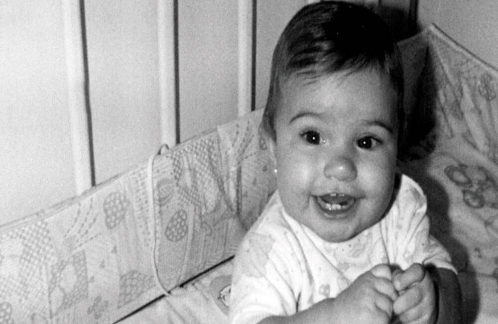 Sofía, la menor de las dos hijas de la familia Gómez Uribe, nació en Pereira el 15 de abril de 1992. 