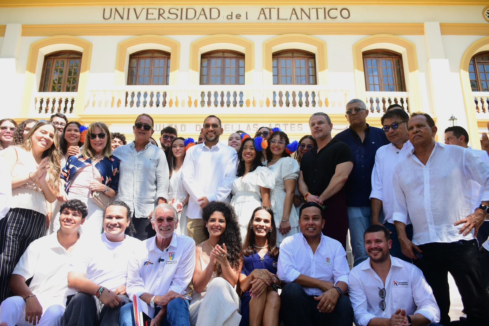 Entregan Bellas Artes de la UniAtlántico.