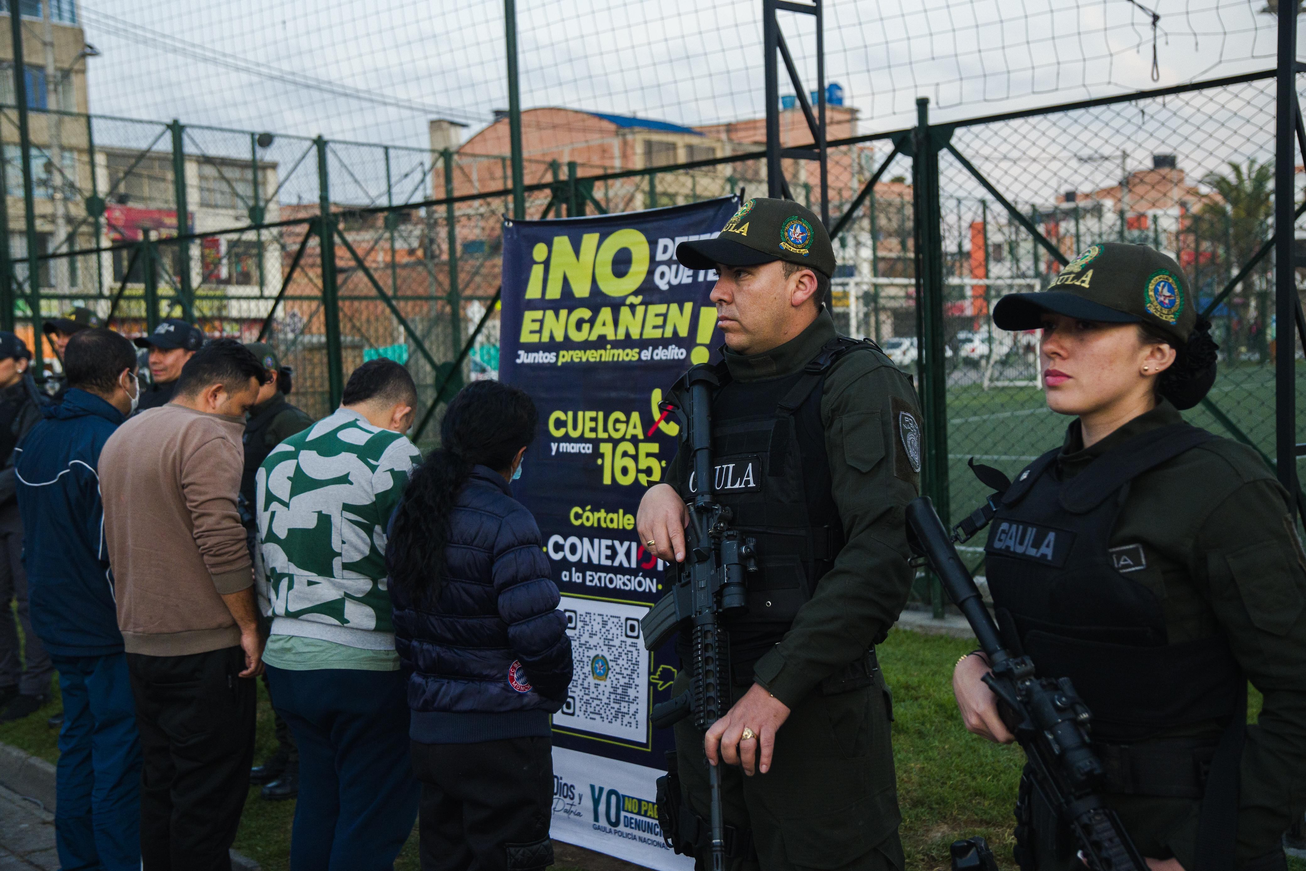 Desarticulan banda de extorsionistas que exigía $100 millones mensuales a comerciantes de Bogotá; se hacían pasar por ELN y Tren de Aragua