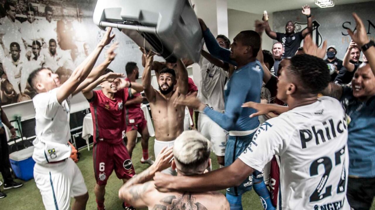 Celebración Santos de Brasil. Foto: @SantosFC - Twitter oficial