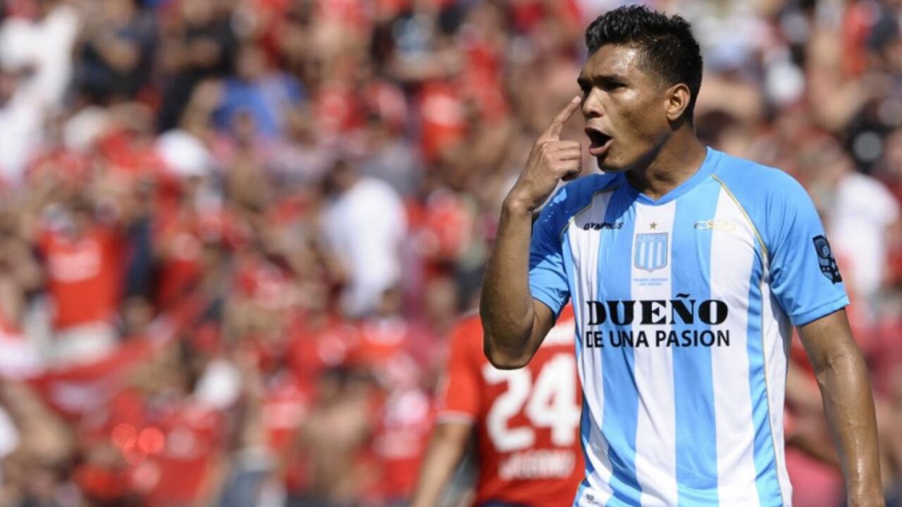 El colombiano estuvo en Racing desde el año 2011.