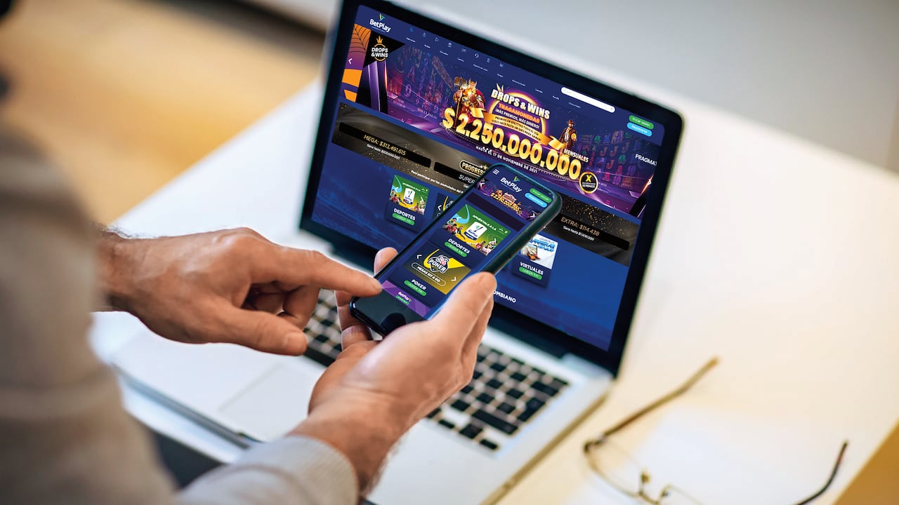 Progressive Play es un novedoso sorteo acumulado en el que al apostar desde mínimo 500 pesos es posible ganar hasta 500 millones.