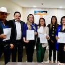 Los senadores Alirio Uribe, Honorio Henríquez, Ana Paola Agudelo, Sor Berenice Bedoya, Nadia Blel, Lorena Ríos Cuéllar, Esperanza Andrade y Miguel Ángel Pinto radicaron la ponencia de archivo de la reforma laboral en la Comisión Séptima del Senado.