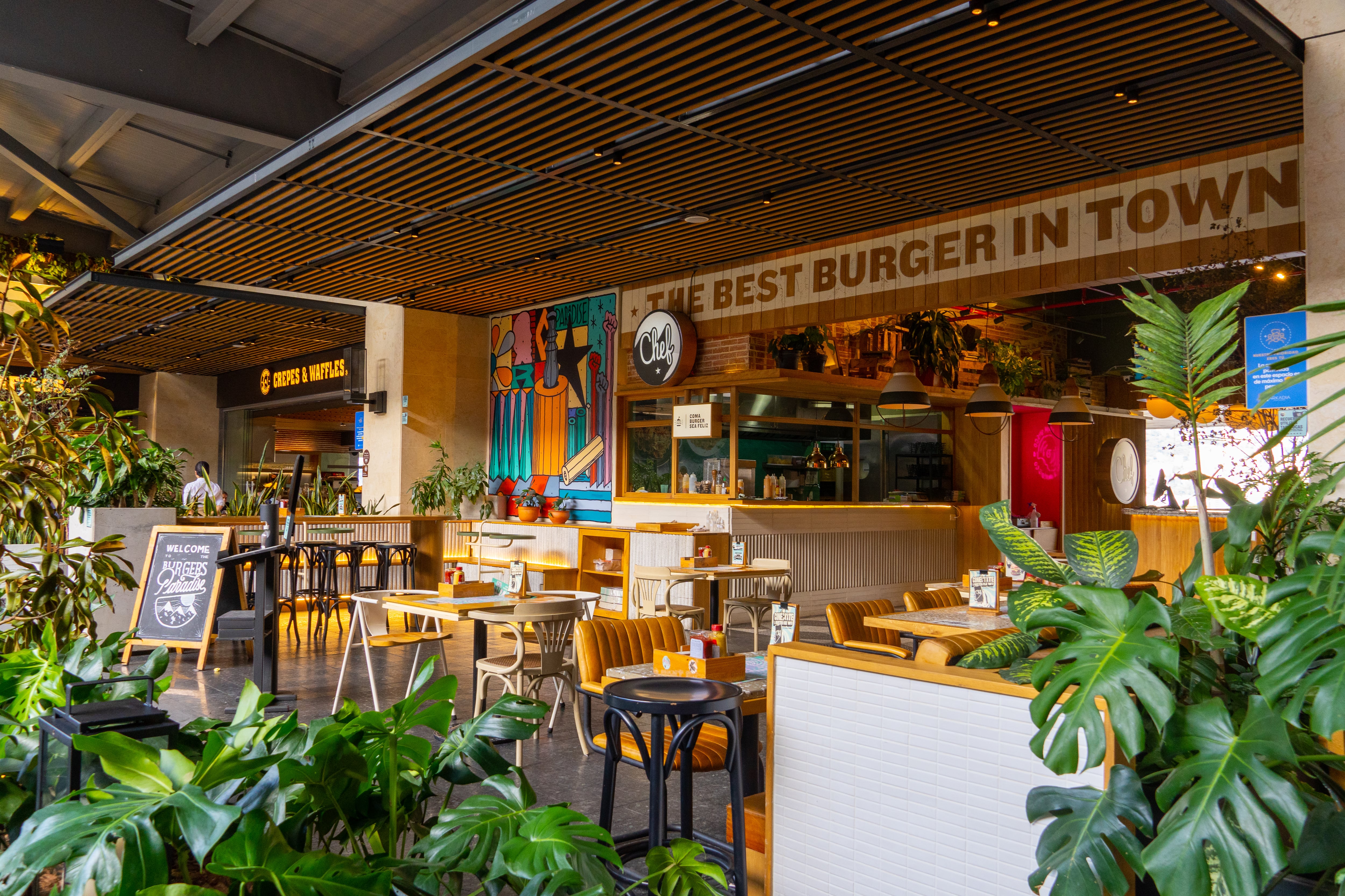 Cada vez con más frecuencia los centros comerciales incorporan a su oferta novedosos conceptos gastronómicos.