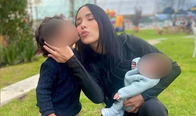 Luisa Fernanda W y sus hijos, Máximo y Domenic.