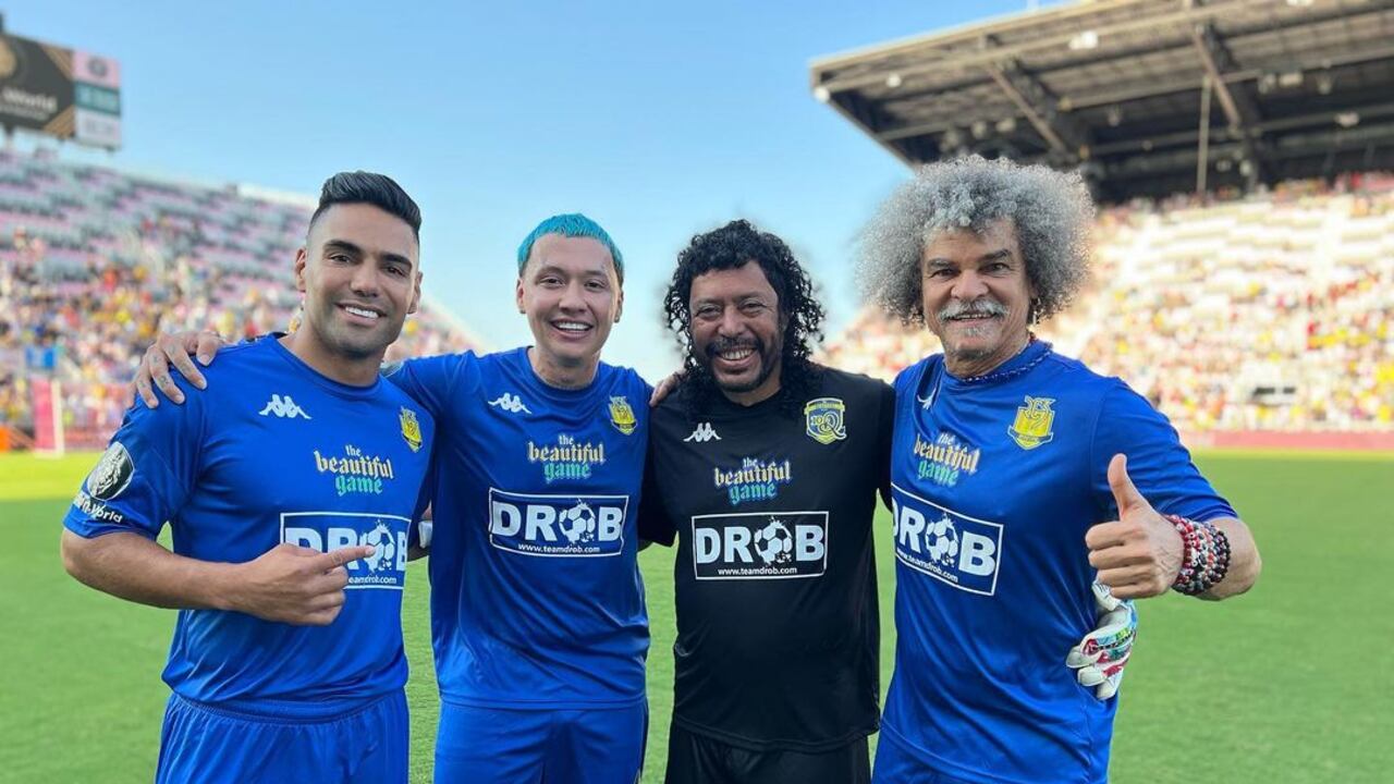 Falcao, Blessd, Higuita y Valderrama después del partido en Miami
