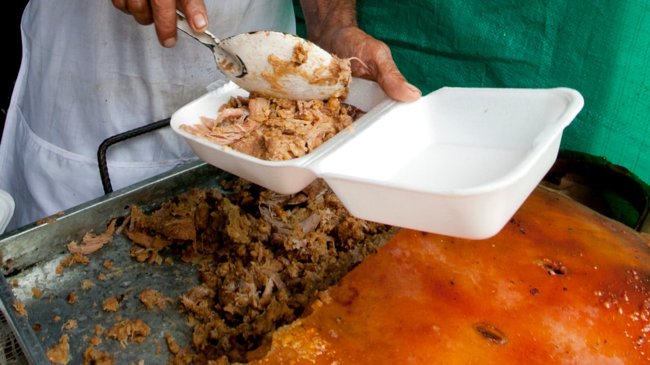 La lechona es un plato típico del Tolima.