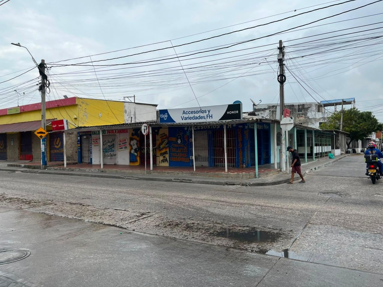 Negocios cerrados por amenazas de bandas extorsionistas.
