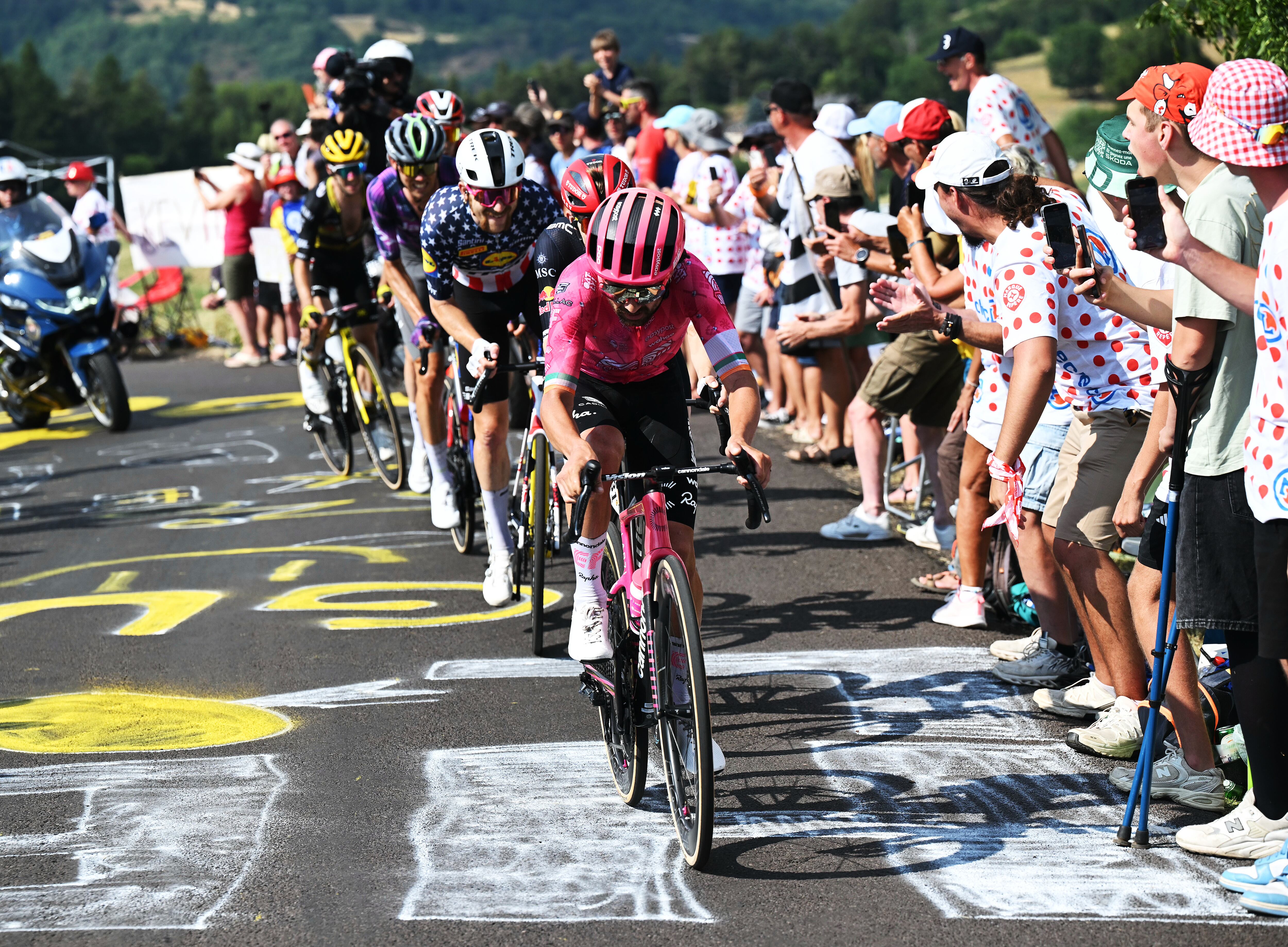 LE MONT-DORE PUY DE SANCY, FRANCE - JULY 14: Ben Healy of Ireland and Team EF Education - EasyPost competes in the breakaway during the 112th Tour de France 2025, Stage 10 a 165.3km stage from Ennezat to Le Mont-Dore Puy de Sancy (Super Sancy) 1318m / #UCIWT / on July 14, 2025 in Le Mont-Dore Puy de Sancy, France. (Photo by Tim de Waele/Getty Images)