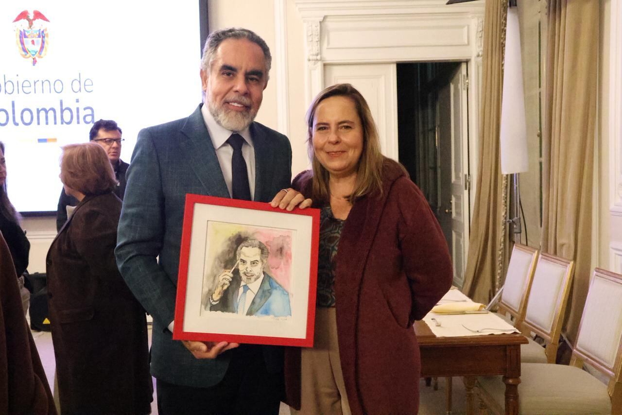 Regalo Armando Benedetti.