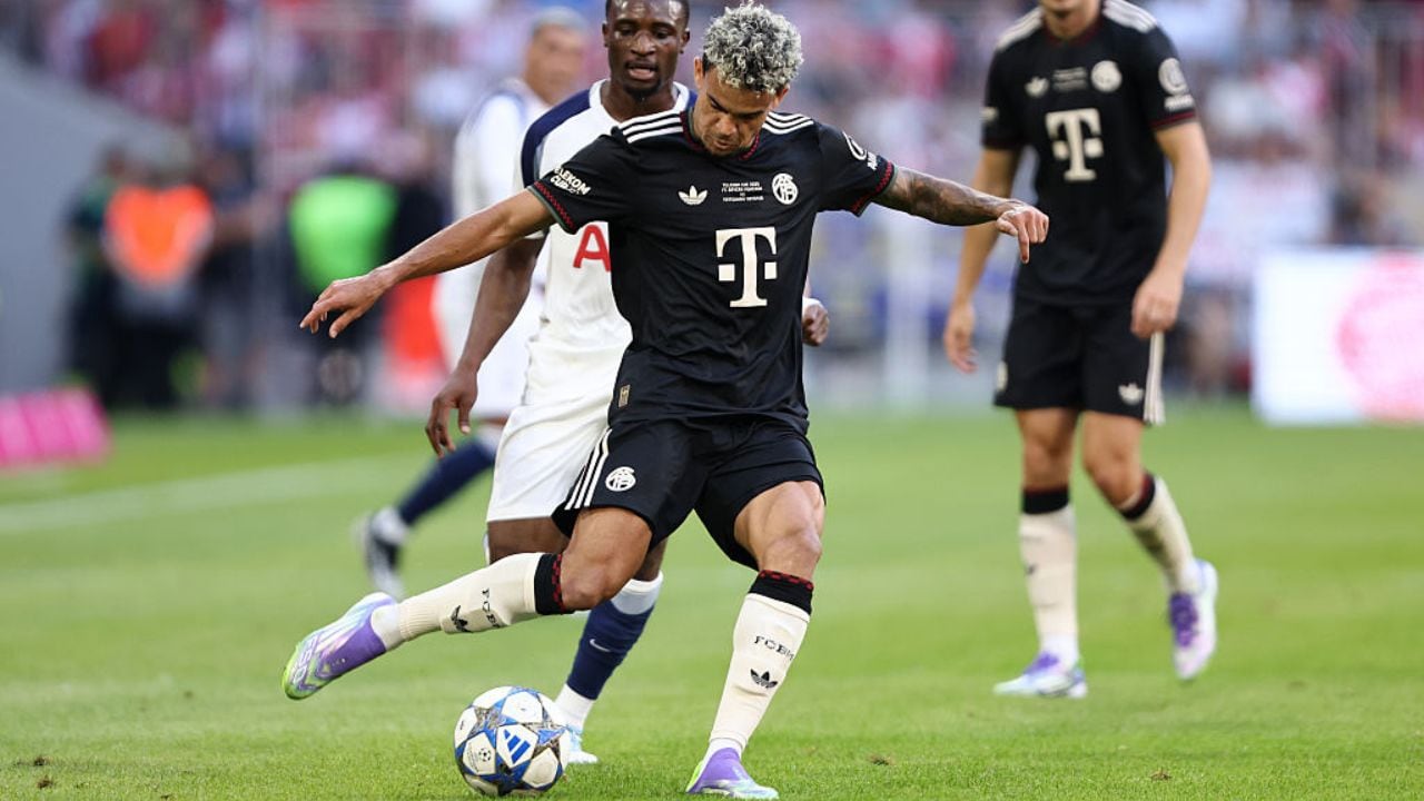 Lucho en acción con Bayern Múnich.