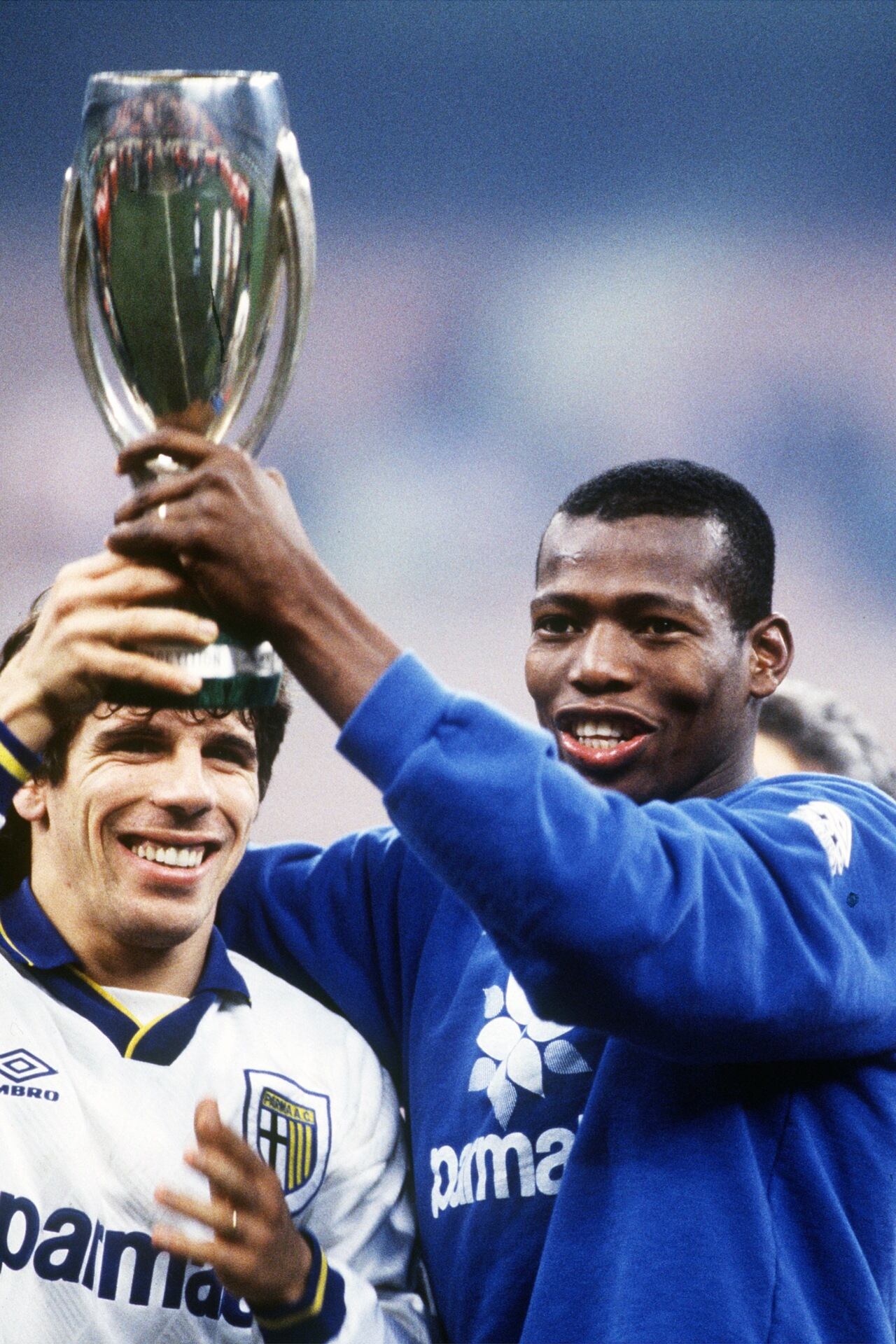 Faustino Asprilla,, campeón de la Copa Uefa con el Parma, en 1995 y 1996.