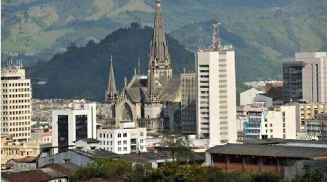 - El 35,9 % de los ciudadanos de Manizales se moviliza en bus, buseta, micro ejecutivo o colectivo. Foto tomada de la página de la Alcaldía de Manizales. 