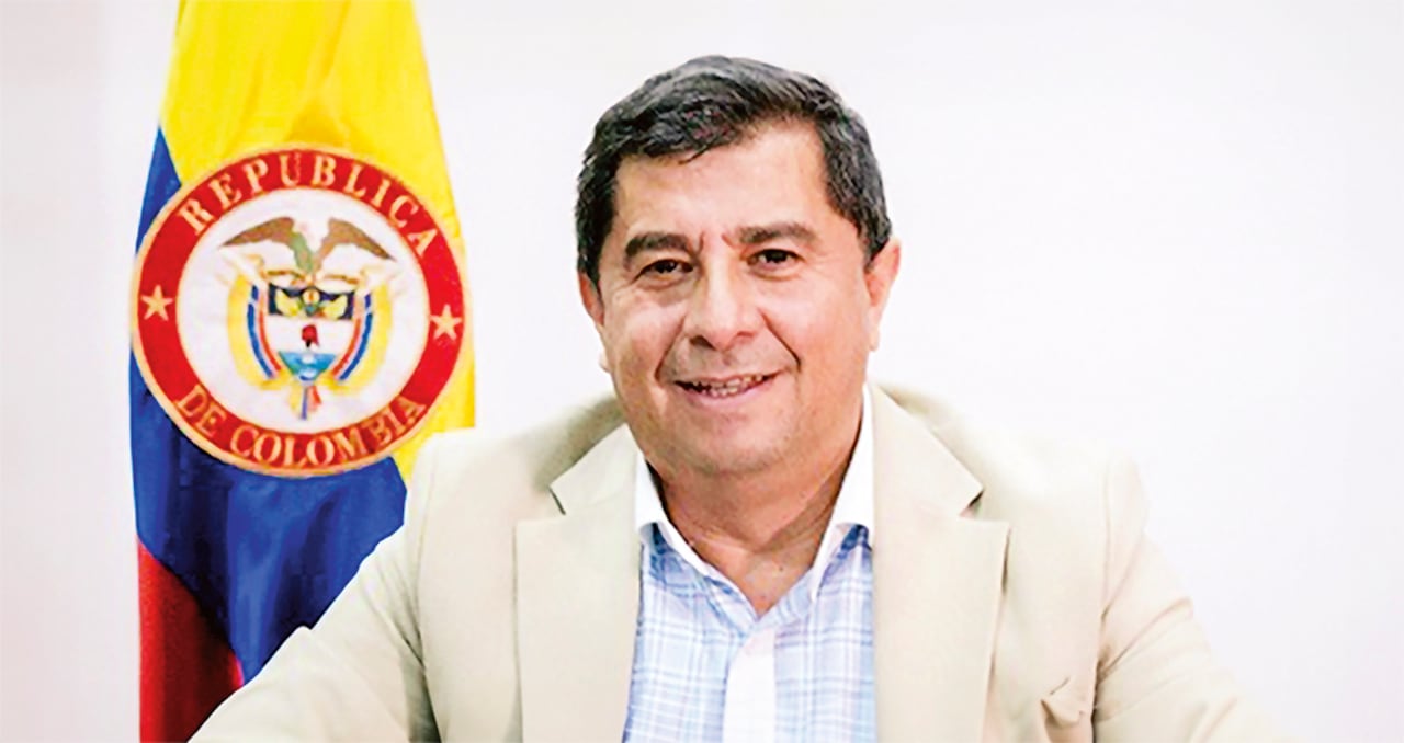 César Manrique Soacha es cercano al presidente Petro desde que fue alcalde de Bogotá. Por su influencia, habría direccionado contratos a cambio de coimas.