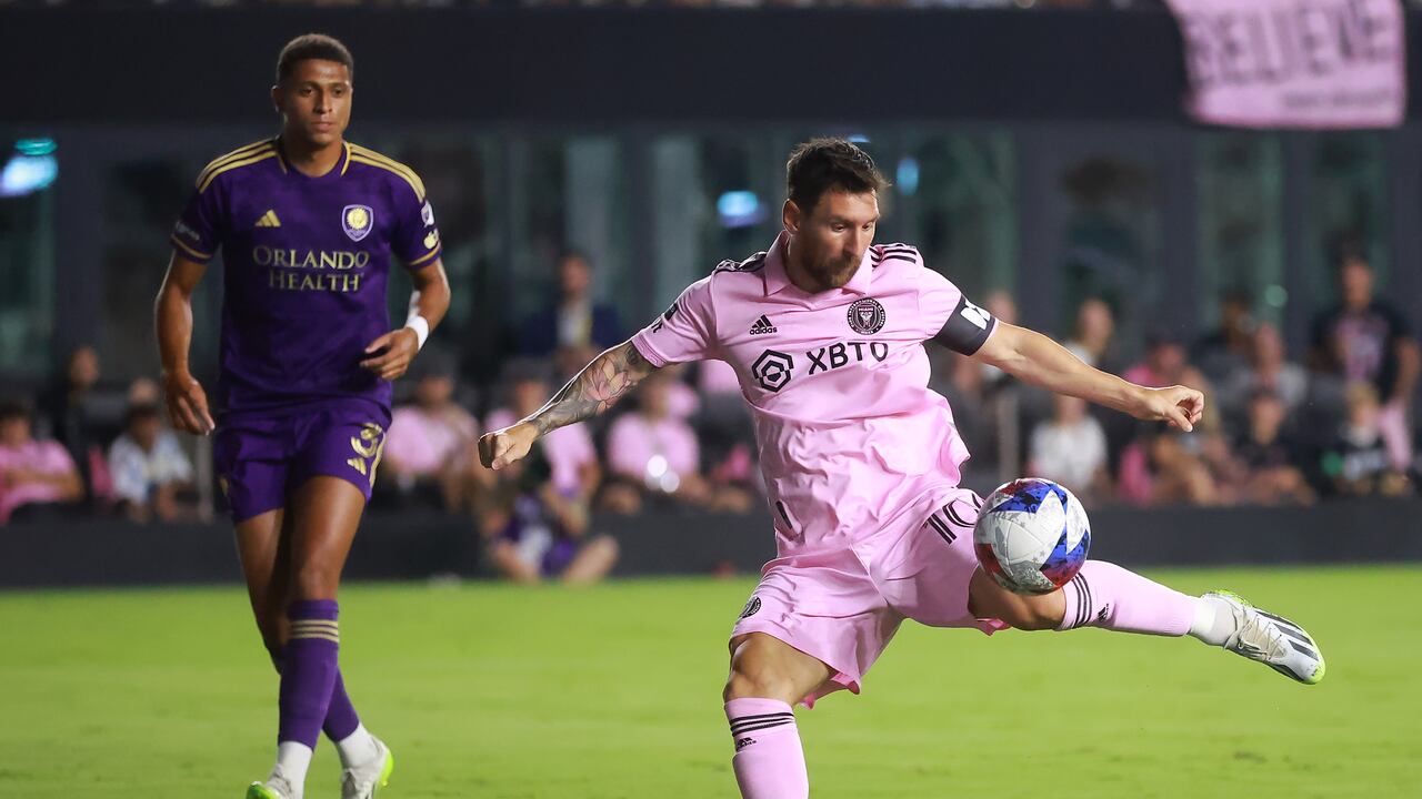 Lionel Messi marcó su cuarto gol con Inter.