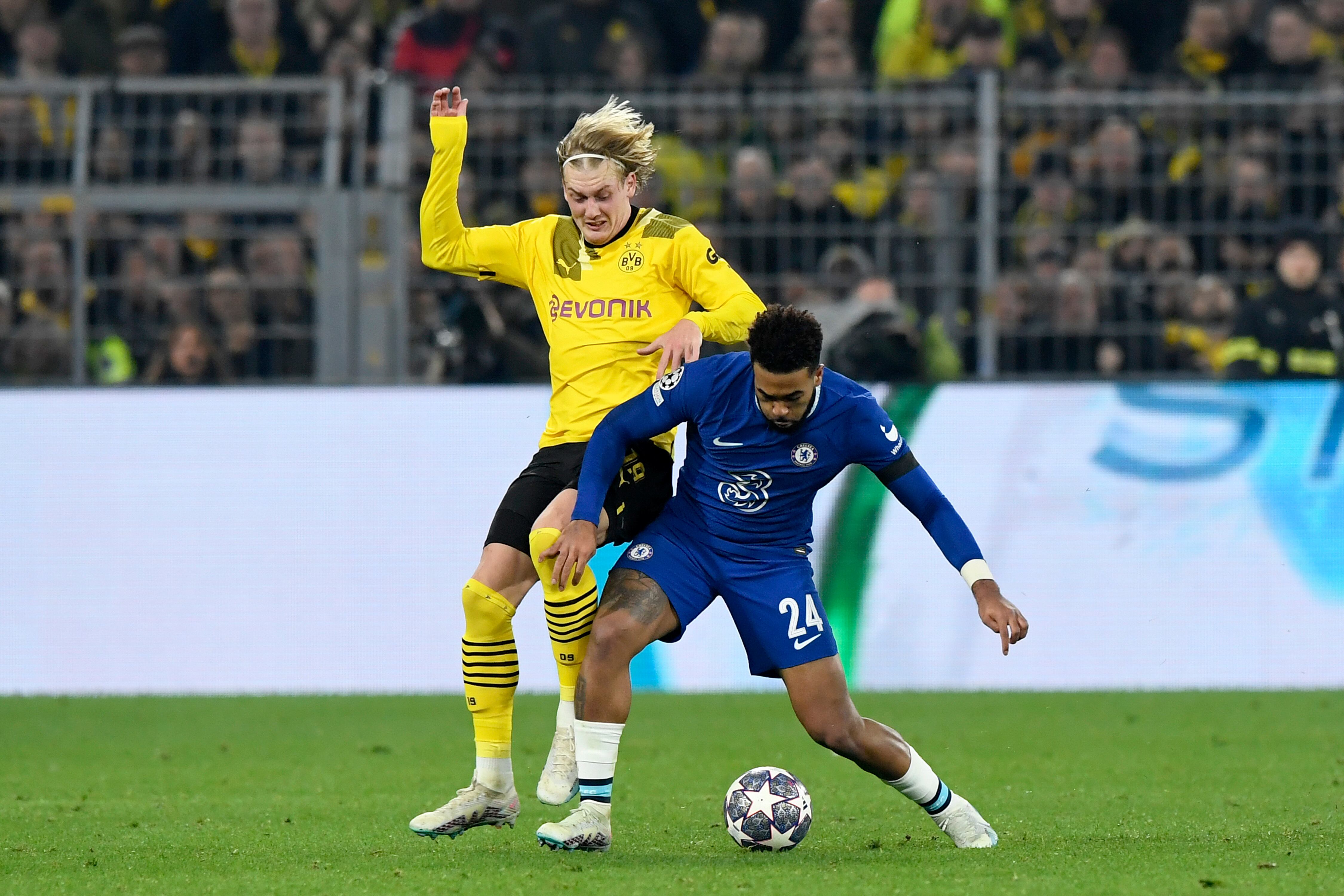 Borussia Dortmund v Chelsea -Octavos de final Champions League.