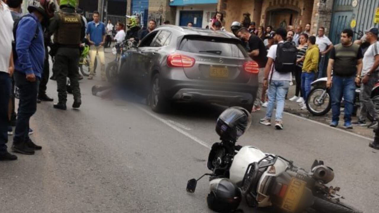 Persecución en las calles de Medellín en medio de un supuesto robo.