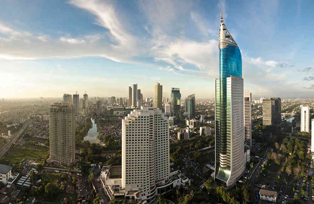 Jakarta, la capital de Indonesia, tiene alrededor de 16 rascacielos que superan los 200 metros de altura. Wisma 46 es el más alto de ellos con 264 metros. Foto: iStock.