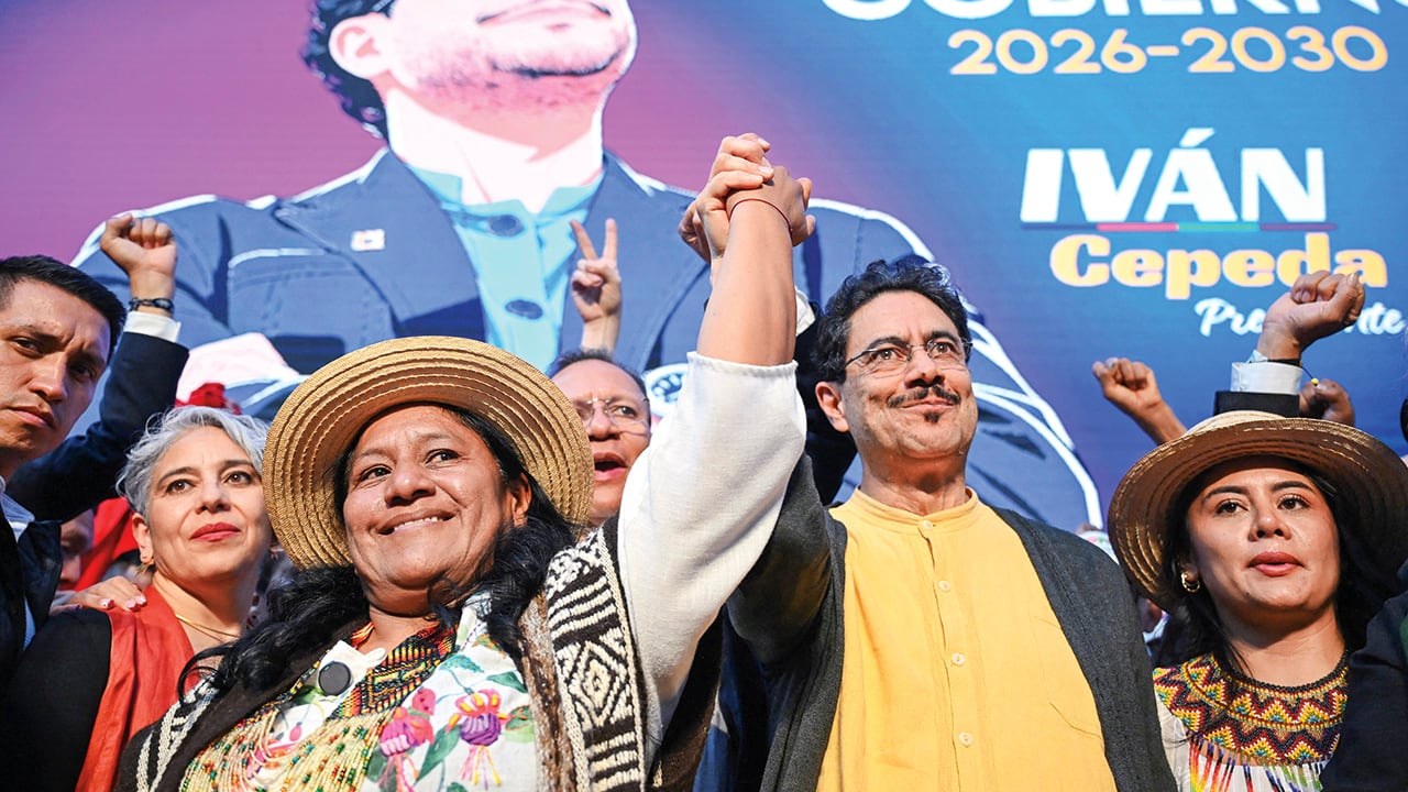 Iván Cepeda y su fórmula vicepresidencial Aida Quilcué.