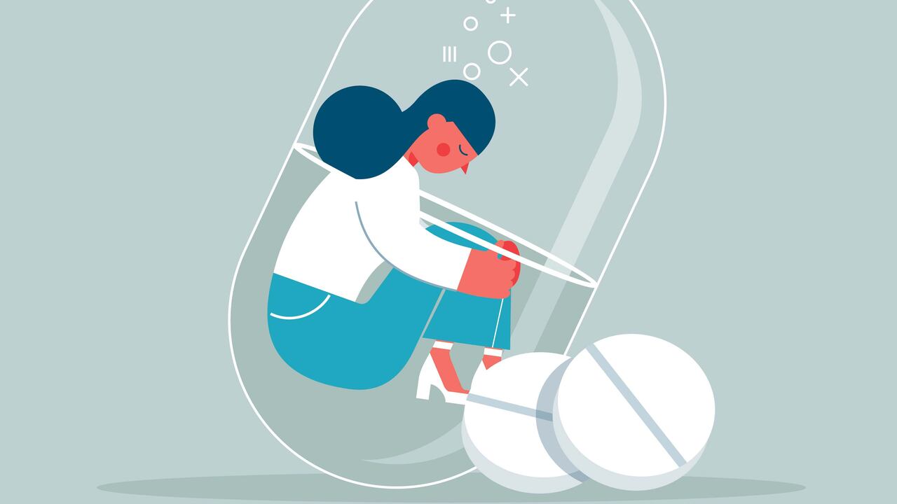 Mujer paciente con depresión ahogándose en medicamentos sentada dentro de una botella - Ilustración de referencia