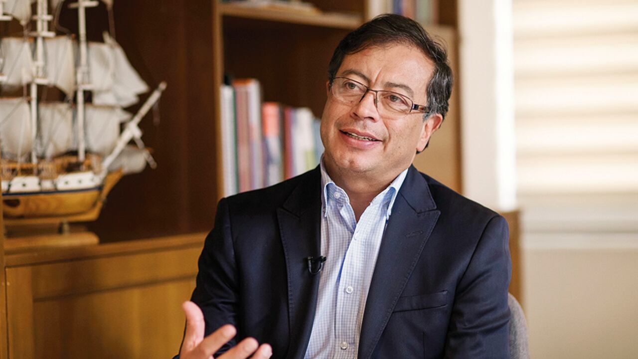 GUSTAVO PETRO