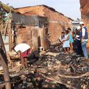 El incendio consumió 3 viviendas.