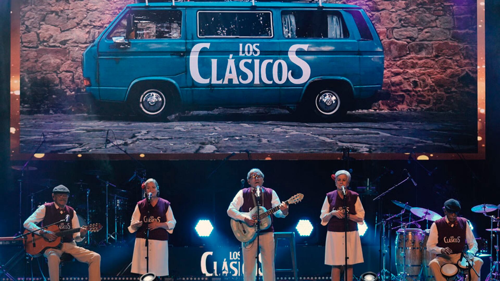 Los Clásicos junto a Inter Rapidísimo lanzaron una gran historia de Navidad